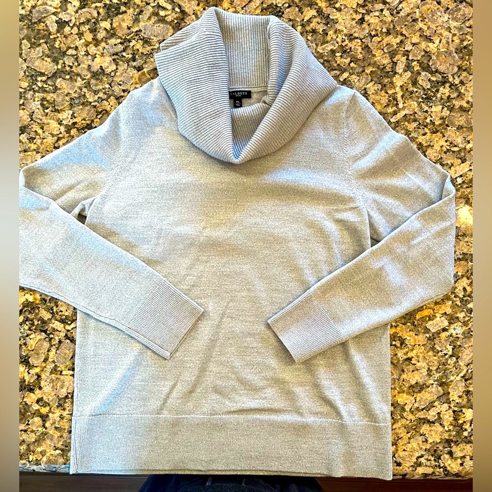 ☃️Talbots Merino wool blend cowl neck turtleneck
